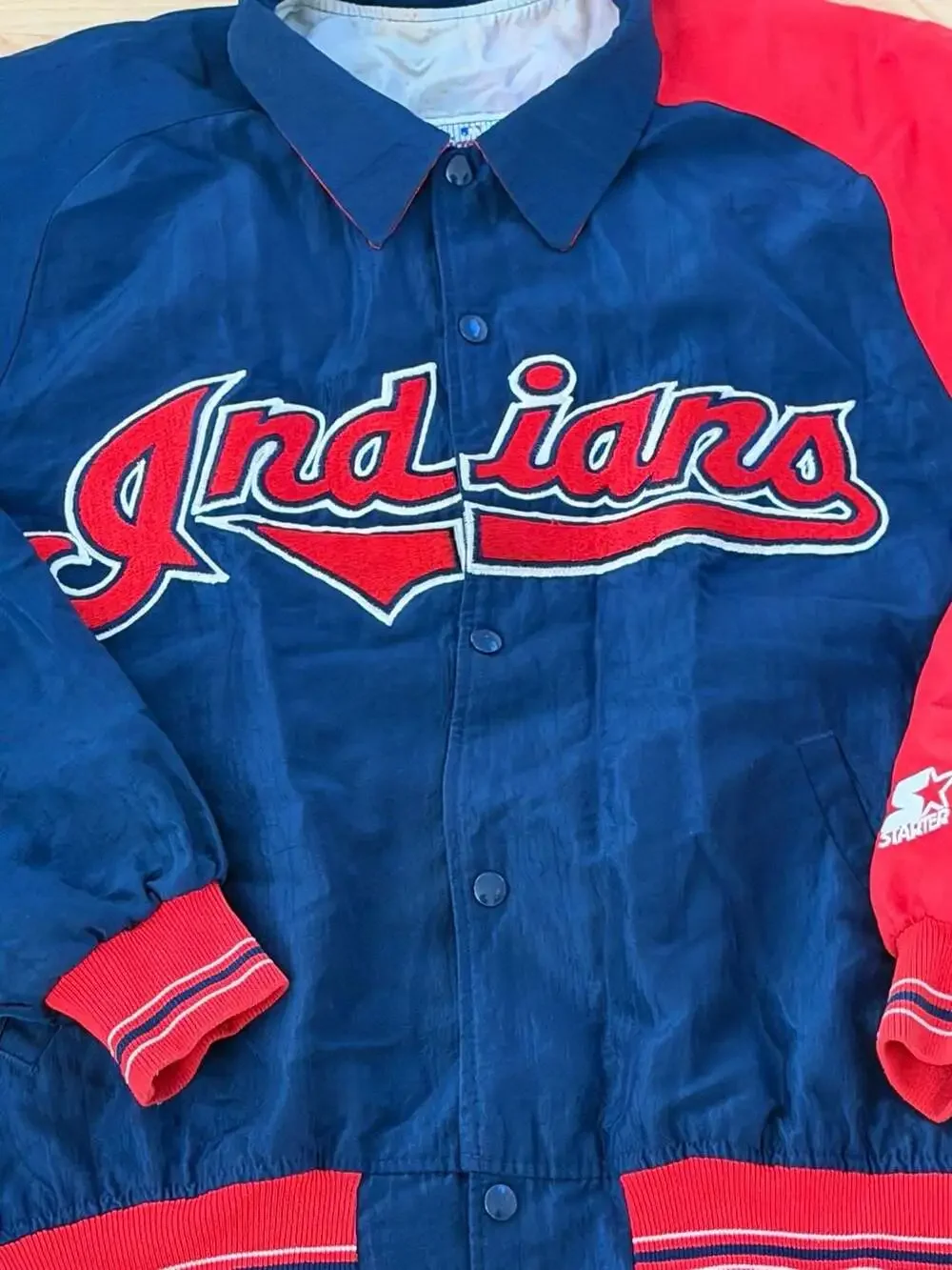 Vintage 90s Starter Diamond Collection MLB Cleveland Indians Dugout Nylon Jacket